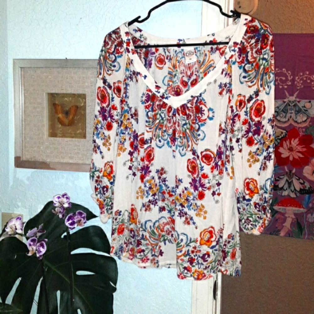 Bohemian floral Bila Blouse, floral print in a fun rainbow colors